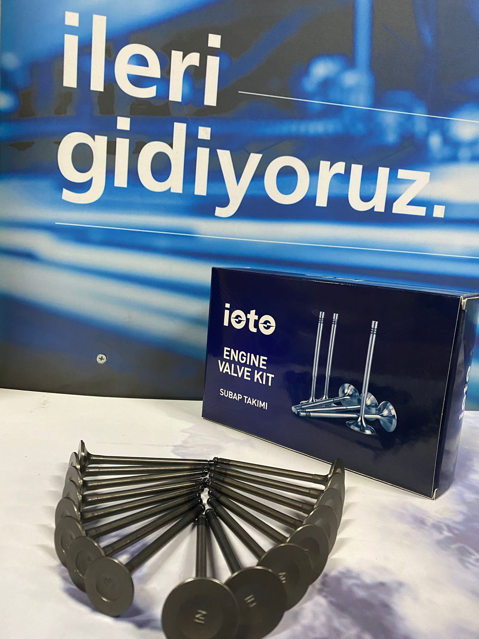 Subap Takimi 8 In + 8 Ex (Ni̇trasyonlu) Nissan Sunny Primera Ga16 In (30*5.5*92.3) Ex (24*5.5*92.6)