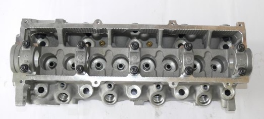 Si̇li̇ndi̇r Kapaği E2200 1998-> İnce Enjektör